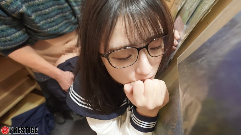 pornjapanฟรี นักศึกษาติดใจเซ็กส์เหนียวเหนอะของชายวัยกลางคน ชื้นฉ่ำทั้งคืน ABF-361 2