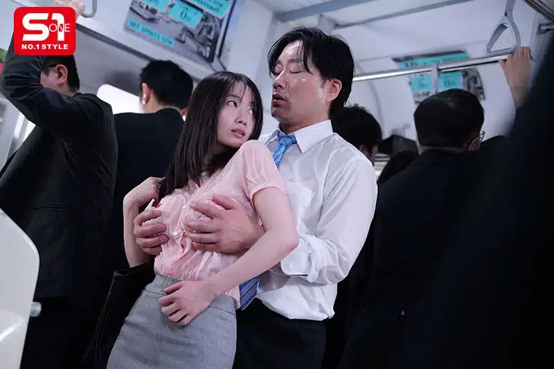 avjapan สาวออฟฟิศขึ้นรถไฟไม่ใส่เสื้อใน จนโดนของจริง SNOS-405 2